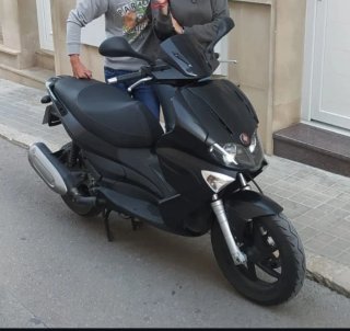 Gilera Runner 125 Negra