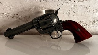 Réplica Colt SAA 1873