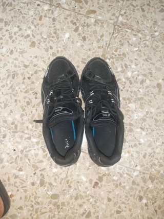 Zapatillas Asics Negras