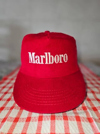 Western Snapback Cordoroy Embroided "Marlboro"