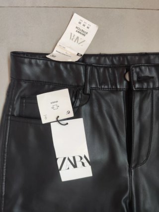 Pantalones de cuero Zara