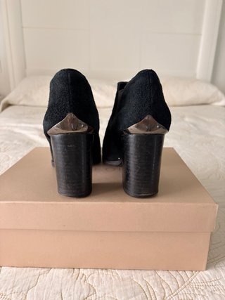 Botines de tacón Uterqüe negros