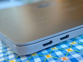MacBook Air 13 2020 Intel i5 Quad Core 8GB/512GB