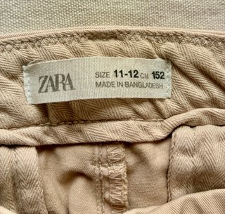 Pantalones beige talla 11-12. 152 cm