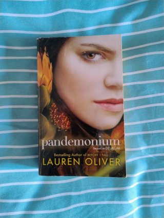 Pandemonium - Lauren Oliver