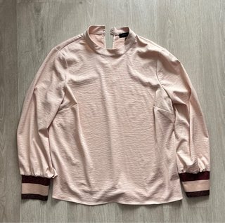 Blusa elegante de Cortefiel en color rosa palo