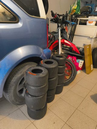 NeumáticosMaxxis karting