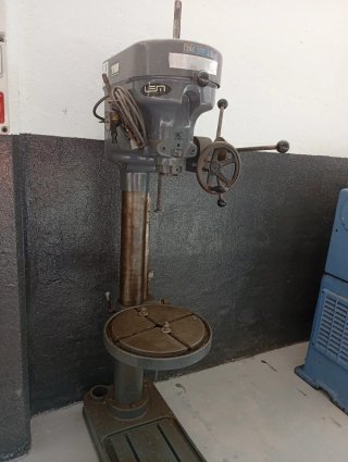 Taladro de columna LEM
