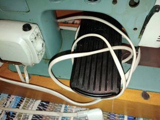 Máquina de coser eléctrica Alfa