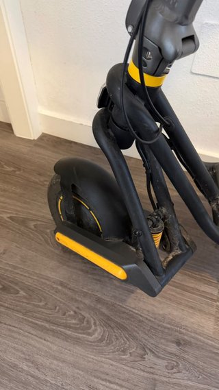 Patinete Eléctrico Negro y Amarillo Cecotec XXL
