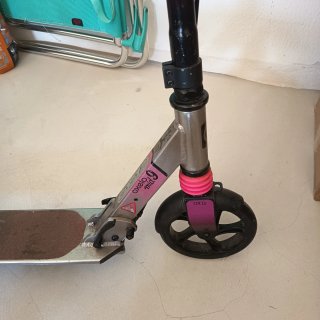 Patinete Oxelo Mid 9 y bicicleta de niñ@