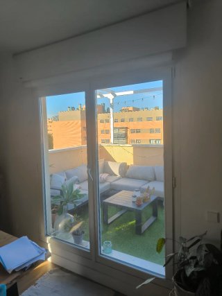 Cerramiento de Ventana Blanco, 6 ventanas 3 puerta