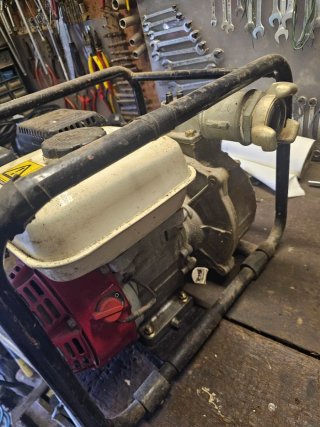 Motobomba de Gasolina con Motor Honda GX120