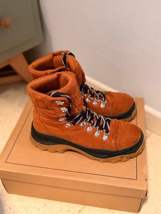 Botas Estilo Montaña