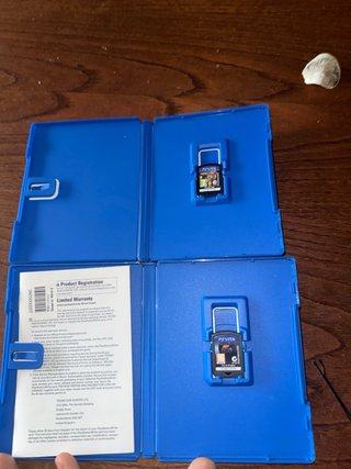 Console PS Vita Sony con 2 giochi