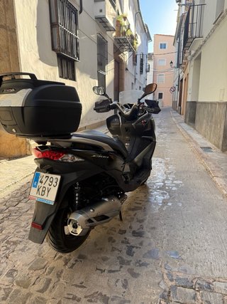 Kawasaki J300 ABS