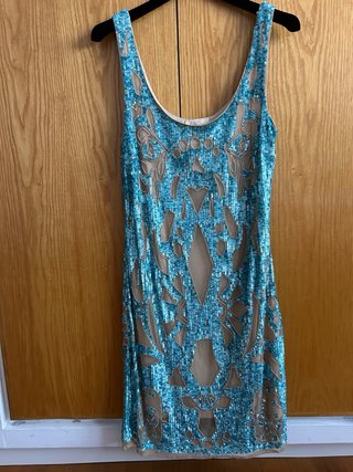 Vestido Corto de Fiesta con Lentejuelas