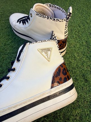 Botines Zapatilla Guess Blancos