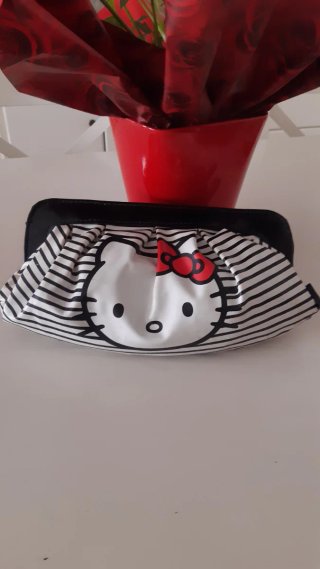 Neceser Hello Kitty Rayas