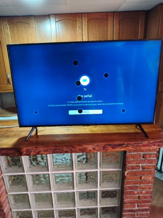 TV Samsung UE43TU7005K para piezas