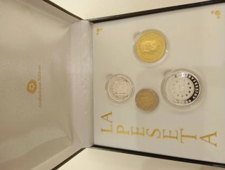 Monedas La Peseta Plata y Baño Oro Certificado