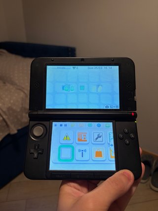 Nintendo 3DS XL Nera+ custodia+ 4 giochi