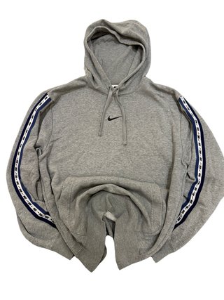Lote de sudaderas nike en muy buen estado.