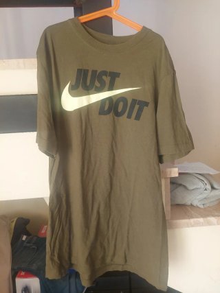 Camiseta Nike Just Do It Verde Oliva Hombre