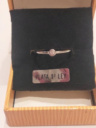 Anillo Plata 1ª Ley Circonita blanca.