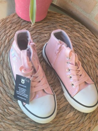 Botas Conguitos Rosa Charol Talla 26