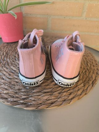 Botas Conguitos Rosa Charol Talla 26
