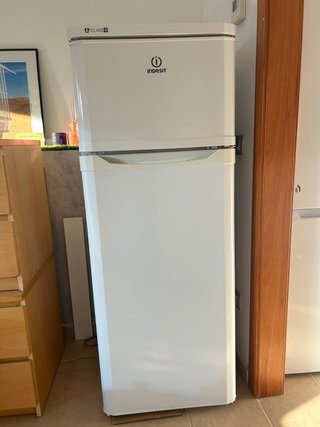 Nevera Indesit Blanca