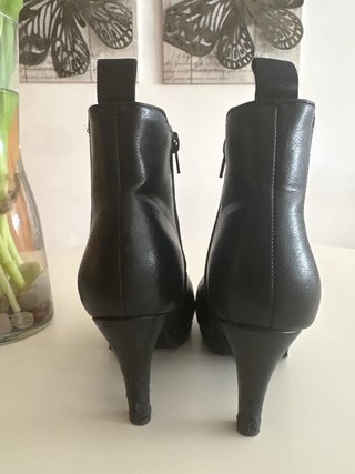 Botines Negros de Mujer