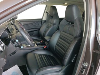 MG eHS 1.5T-GDI PHEV Luxury