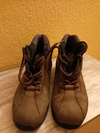Botas de montaña marrones talla 39