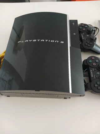 Consola PlayStation 3 Sony + 2 mandos