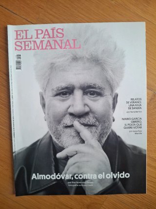 Pedro Almodovar. Revista.