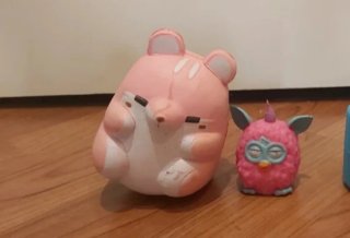 Squishy Conejo Rosa y Furby