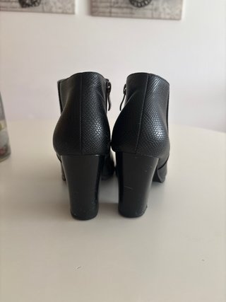 Botines Negros de Mujer