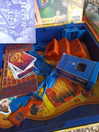 Juego de mesa La Herencia de Tía Ágata - Piezas