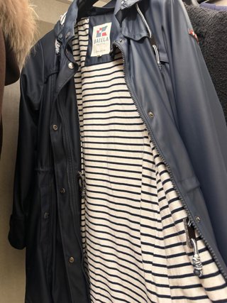 Gabardina Batela azul y blanca mujer