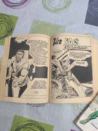 N°45 LOS VENGADORES VERTICE TACO MARVEL