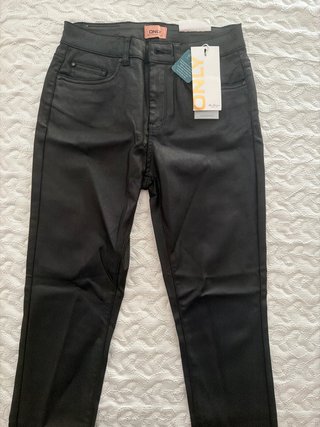 Pantalón Encerado Negro Only