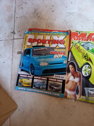 Lote 4 revistas Maxi Tuning año 2000