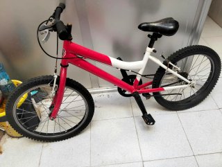 Bicicleta Infantil Roja y Blanca