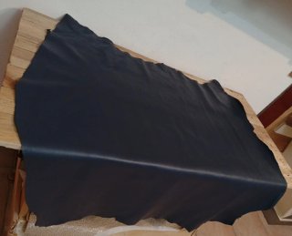 Piel de cuero azul