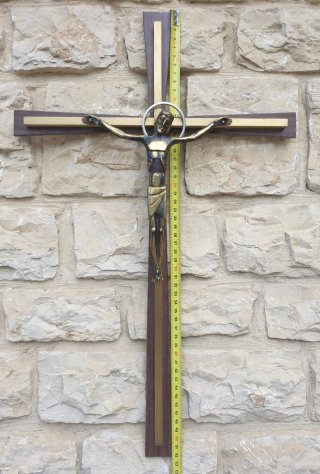 CRUCIFIJO ANTIGUO DE MADERA Y BRONCE