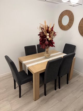 Conjunto de Mesa de Comedor y 6 Sillas