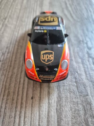 Scalextric Compact Porsche UPS