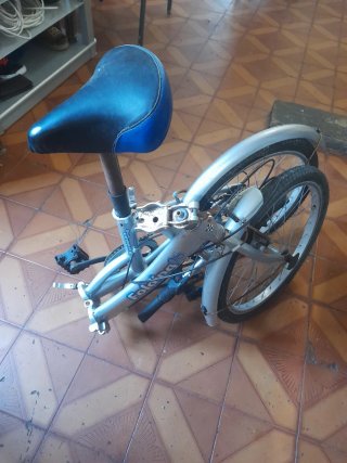 Bicicleta Plegable Plateada